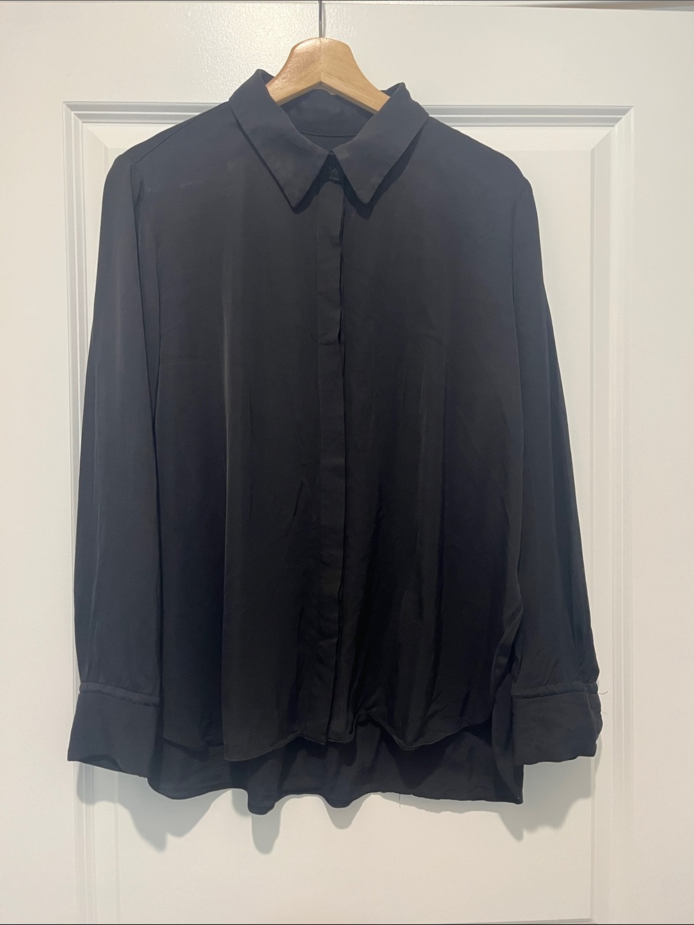 Argent long sleeved button up